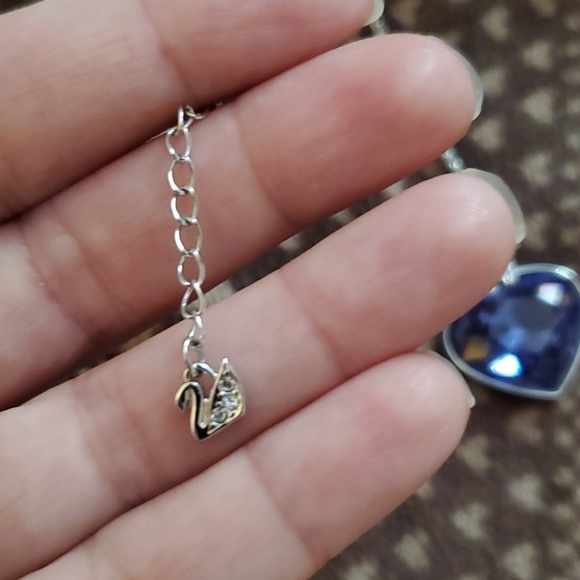 Swarovski store purchased necklace - Picture 2 of 3
